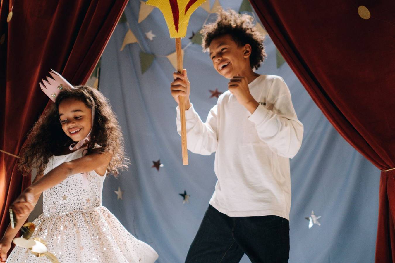 DOMENICA A TEATRO 2024