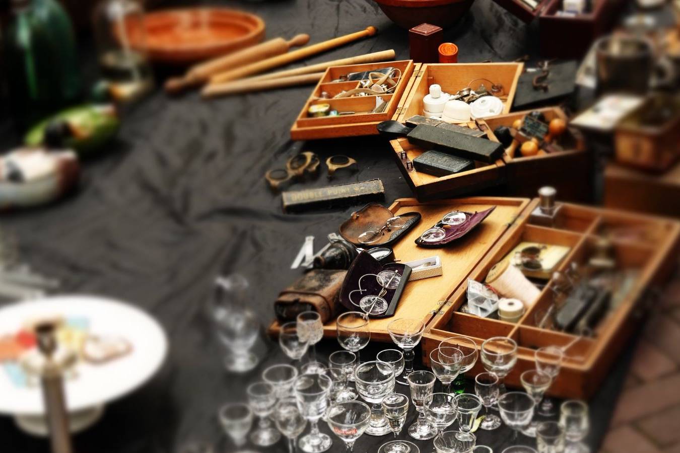 MERCATINO DELL'ANTIQUARIATO