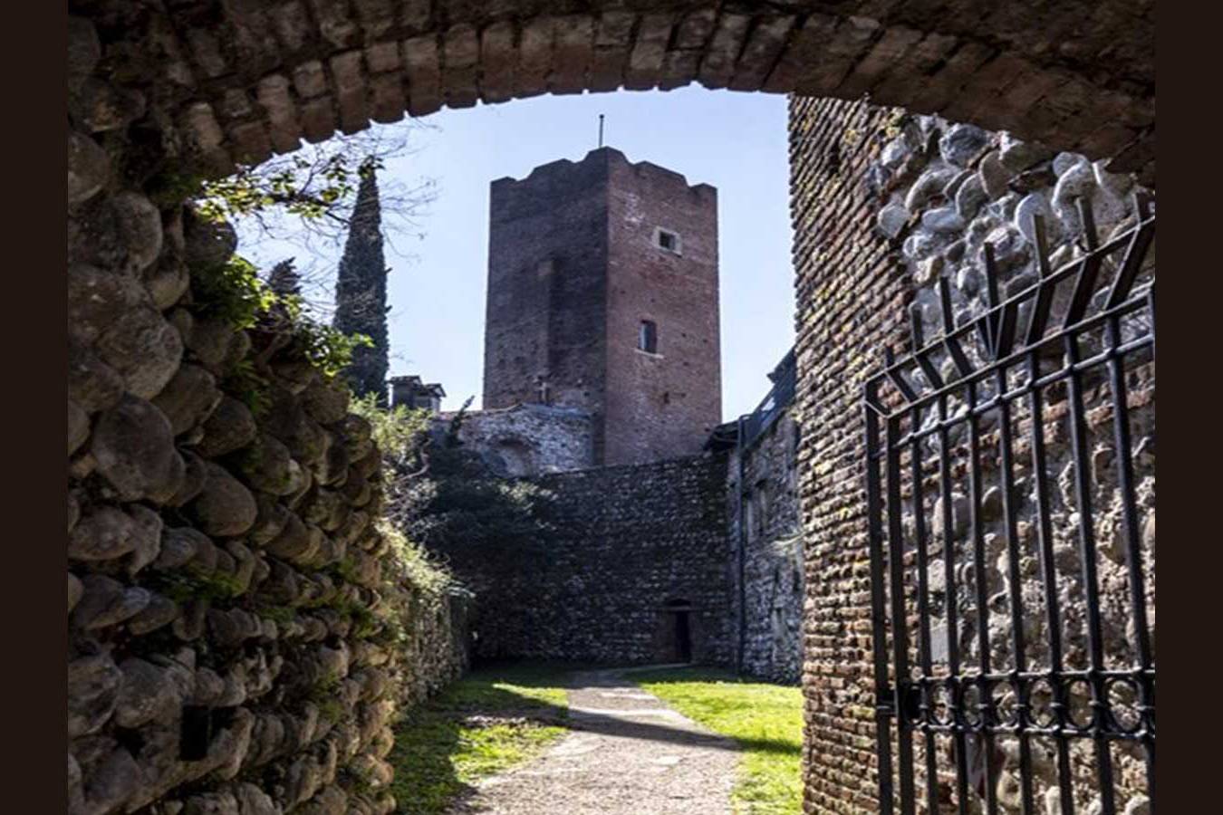 Riapertura camminamento Castello degli Ezzelini