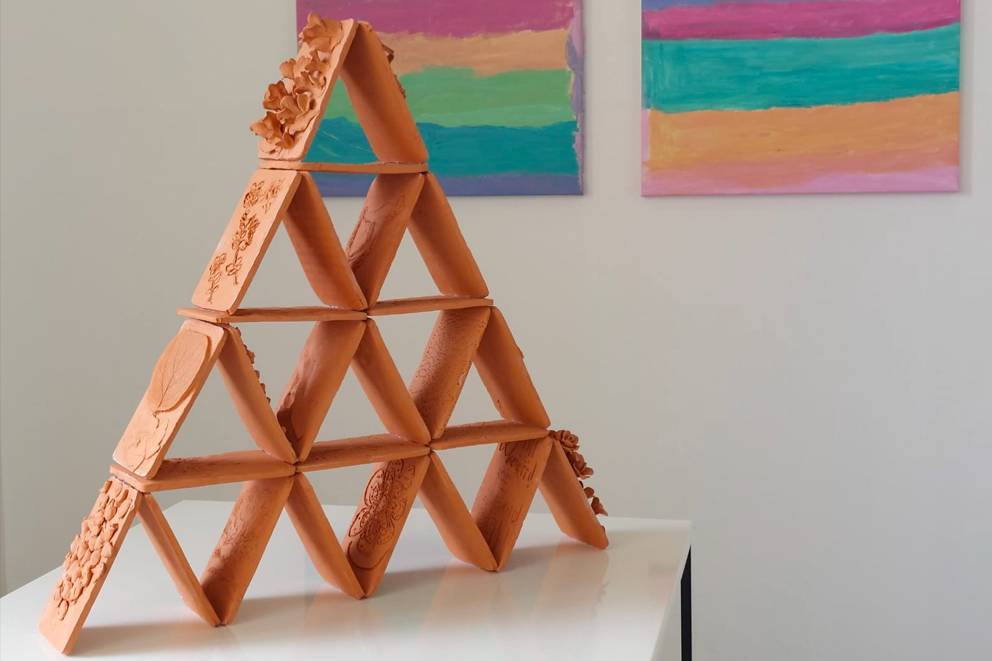 70 + 40 + 190 = STORIE POP