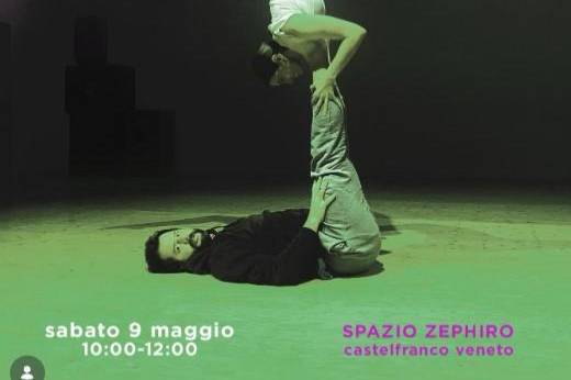 Acroyoga