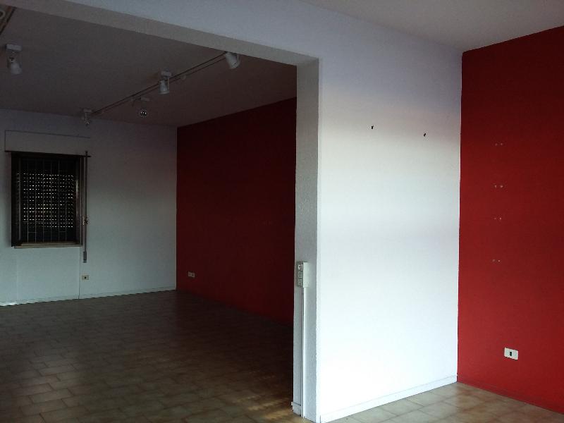 negozio-ufficio 60 mq vendesi a Galliera V.