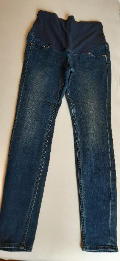 Jeans e leggins premaman