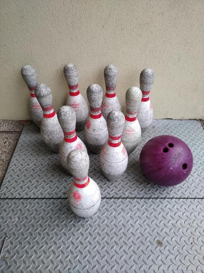 SCEGLI IL TUO SET DI 5 o 10 BIRILLI & BOCCIA DA BOWLING VINTAGE.