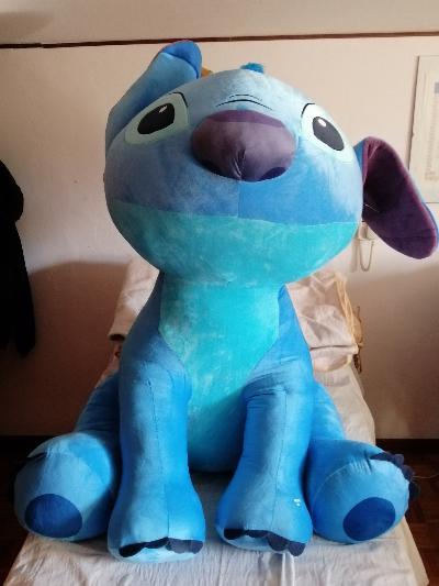 PELUCHE GRANDE STITCH BLU PARLANTE 