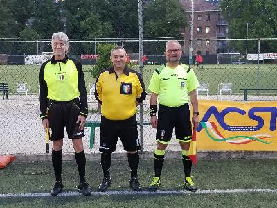 Arbitri di calcio a 7 e calcio a 8 con provata esperienza.