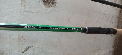 Canna da pesca feeder