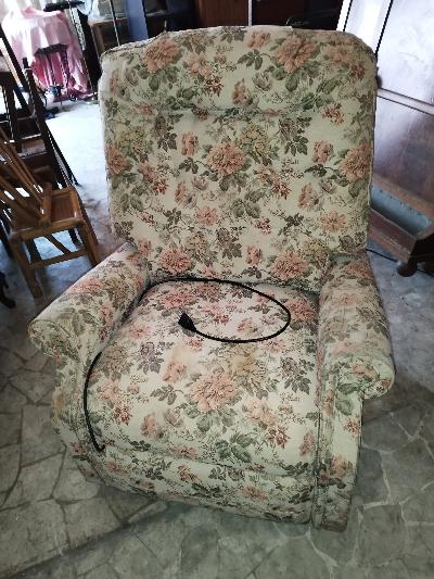 Poltrona massaggiatrice estensibile