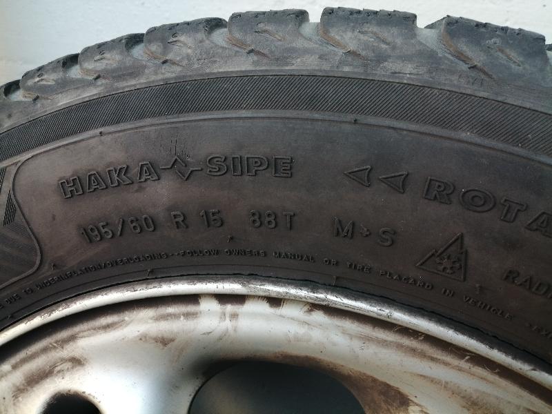 Pneumatici invernali con cerchioni, prezzo trattabile!