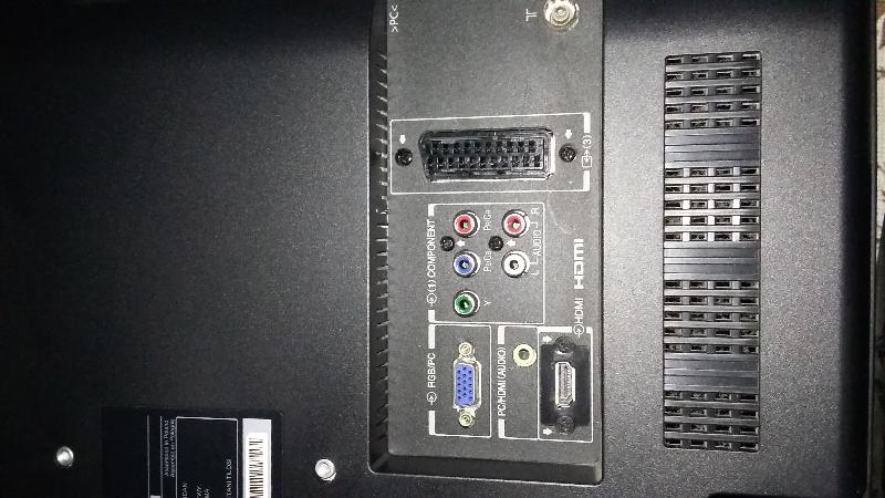 TV TOSHIBA a schermo piatto 