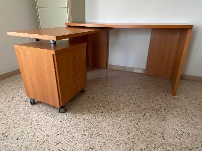 Scrivania estensibile