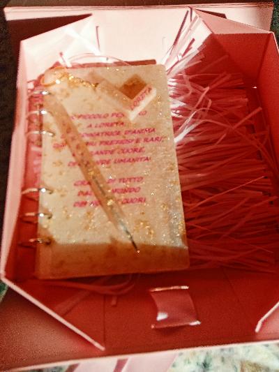 Set coordinato in resina Agenda+Penna+Portachiavi 