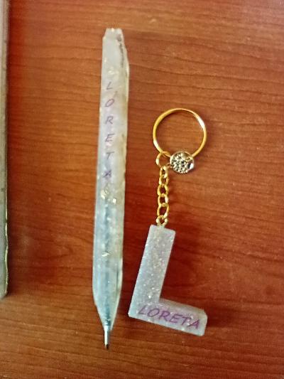 Set coordinato in resina Agenda+Penna+Portachiavi 