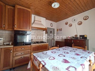 Villa unifamiliare, buono stato, 227 m², Treppo Carnico, Treppo Ligosullo