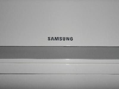 Condizionatore Samsung Esterna AQ12UGDX con monosplit AQ12UG