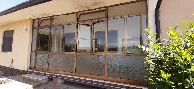 Veranda in alluminio e vetro 