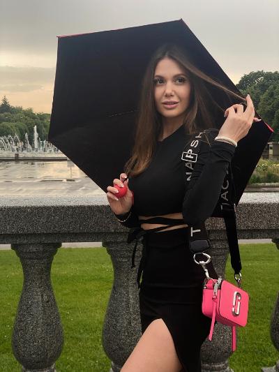 KATERINA PER RELAZIONE SERIA