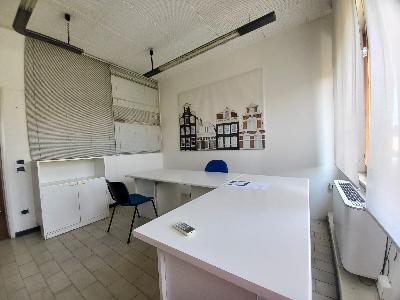 COWORKING e UFFICI ARREDATI: 24h/24, 7/7