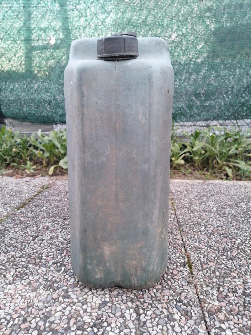 TANICHE IN PLASTICA PER TRASPORTO COMBUSTIBILE 