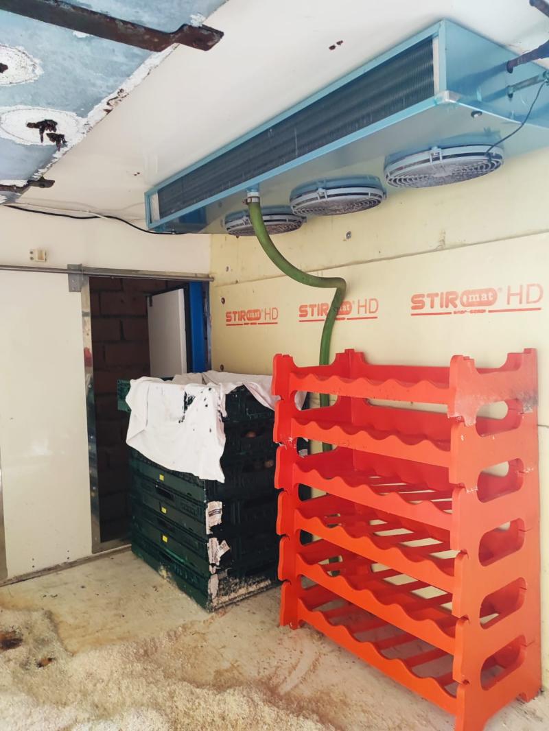 CELLA FRIGORIFERA E REFRIGERANTE ISOTERMICA