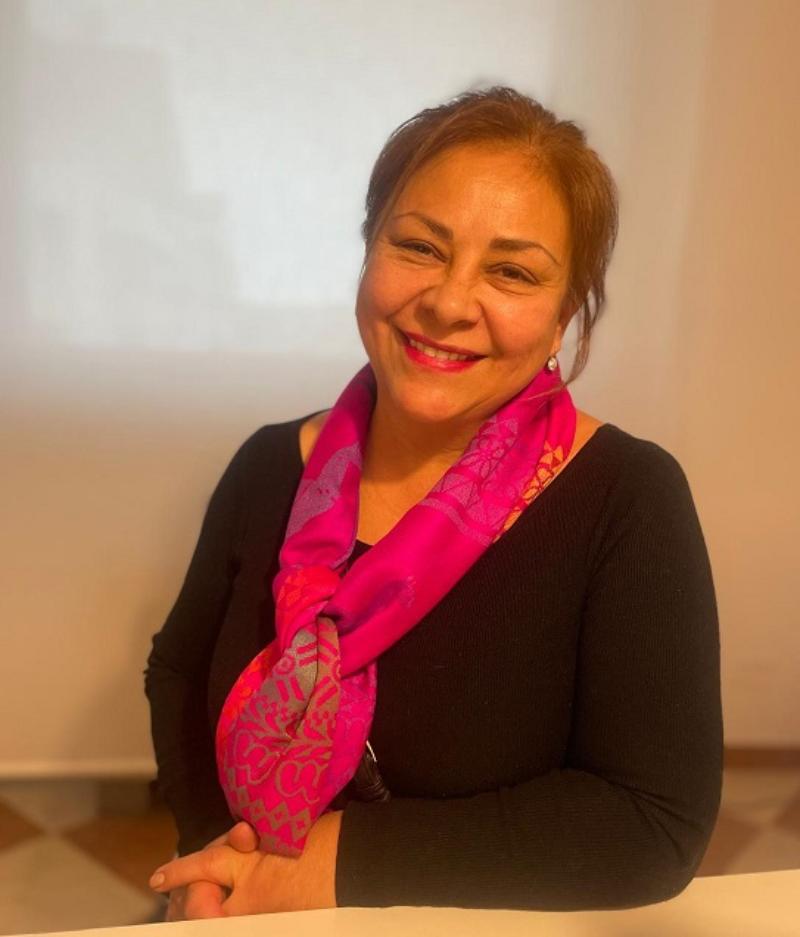 Sandra Cristina, donna latina