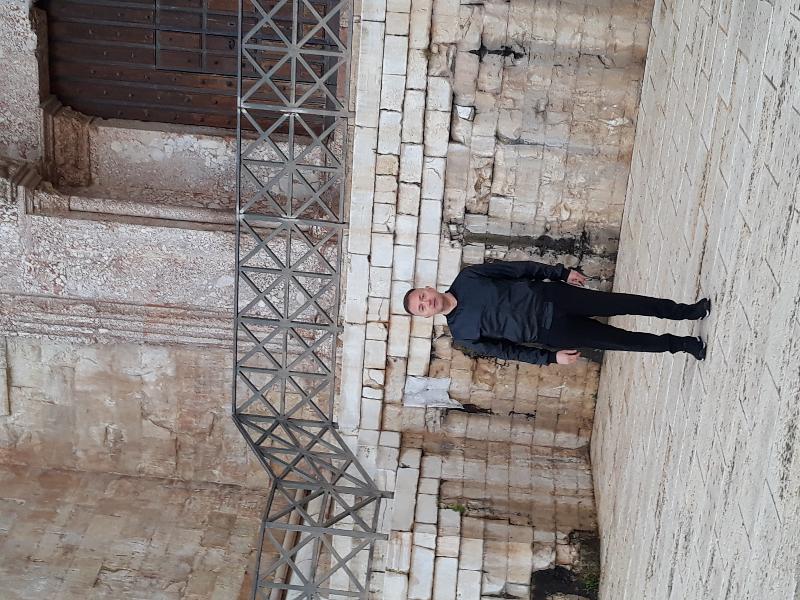 CERCO UNA BELLA DONNA SEXY E PASSIONALE