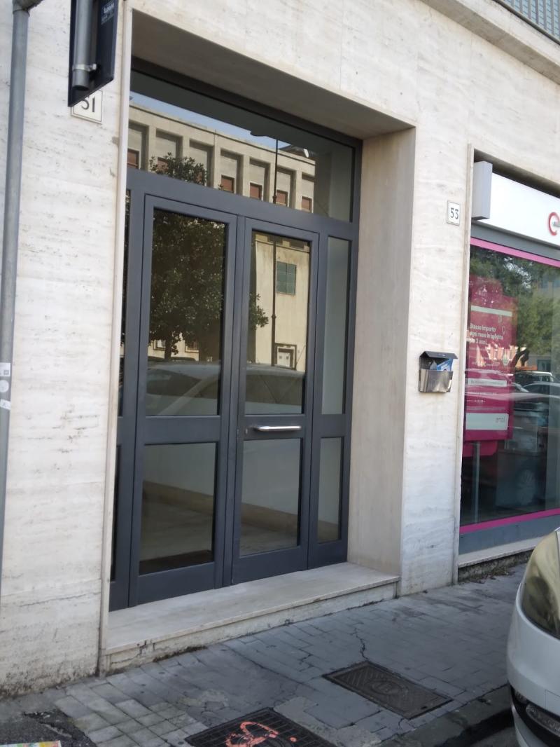 vendo appartamento a livorno zona porto via Fiume bilocale 60 mq 