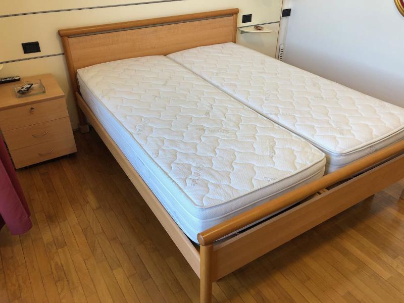 Letto matrimoniale 2 materassi e reti motorizzate