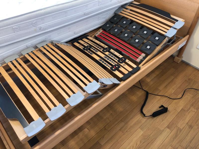 Letto matrimoniale 2 materassi e reti motorizzate