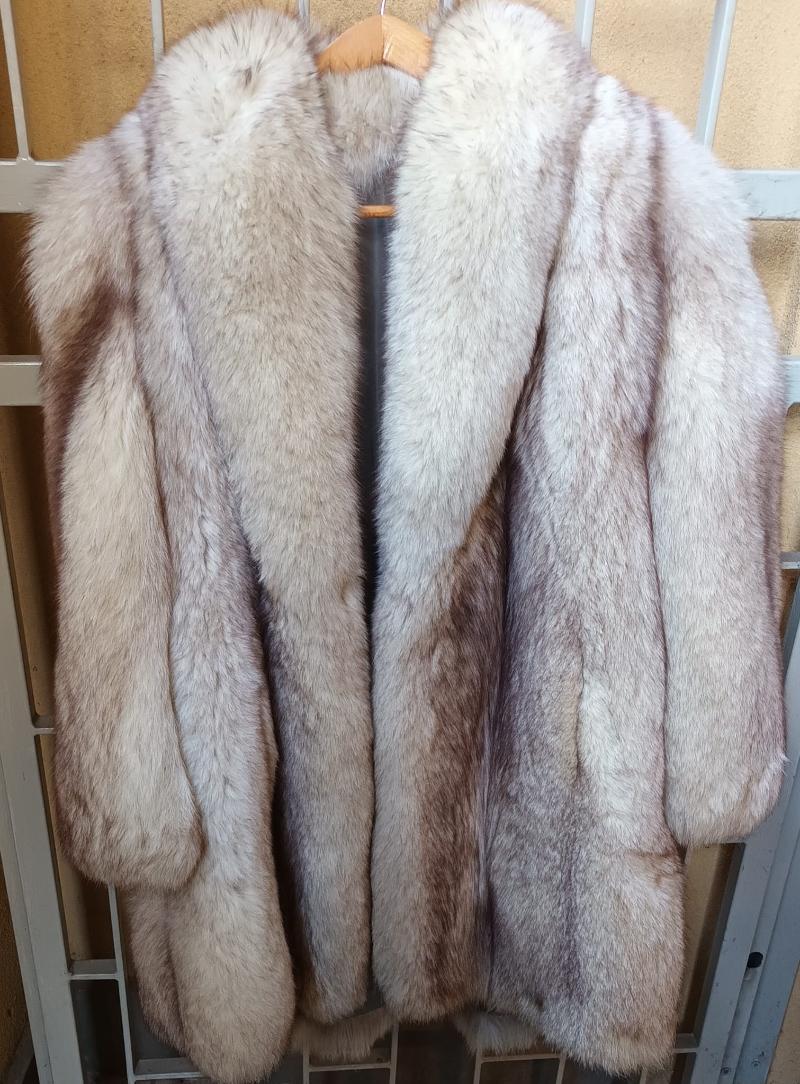 Pelliccia di volpe chiara Tg.48