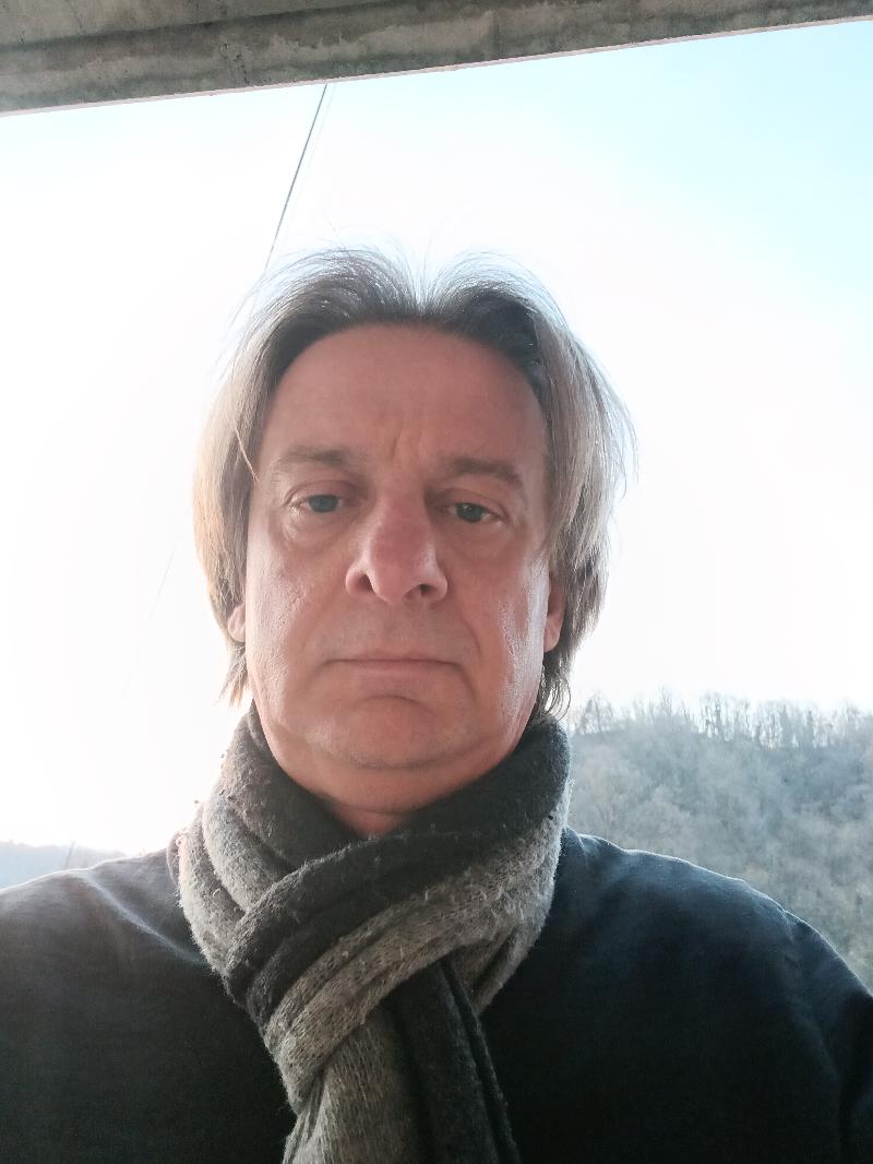 In cerca di relazione seria 