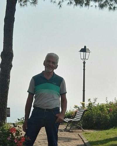 I'm looking for a beautiful woman