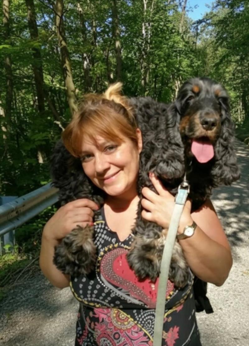 Lara, donna affettuosa