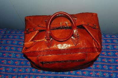 borsone di pelle da viaggio