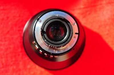 grandangolare Zeiss Distagon f 2,8- 15 mm attacco Nikon