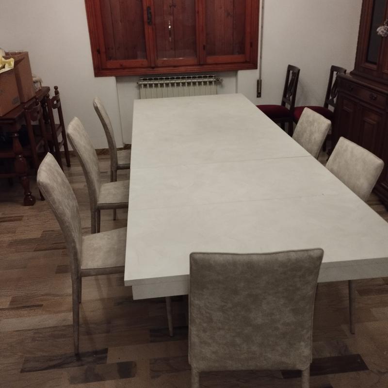 Tavolo allungabile Quark con 6 sedie
