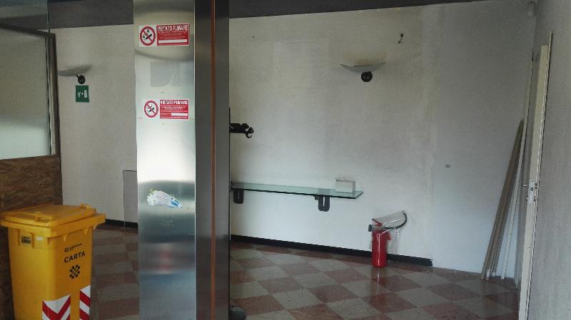 Locale commerciale, ex sede bancaria