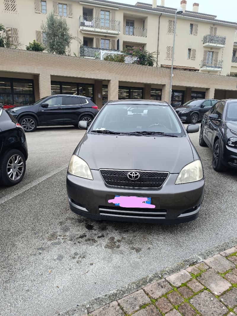 Toyota Corolla 1.4 GPL (2004) - OK Neopatentati - Affidabilità Totale