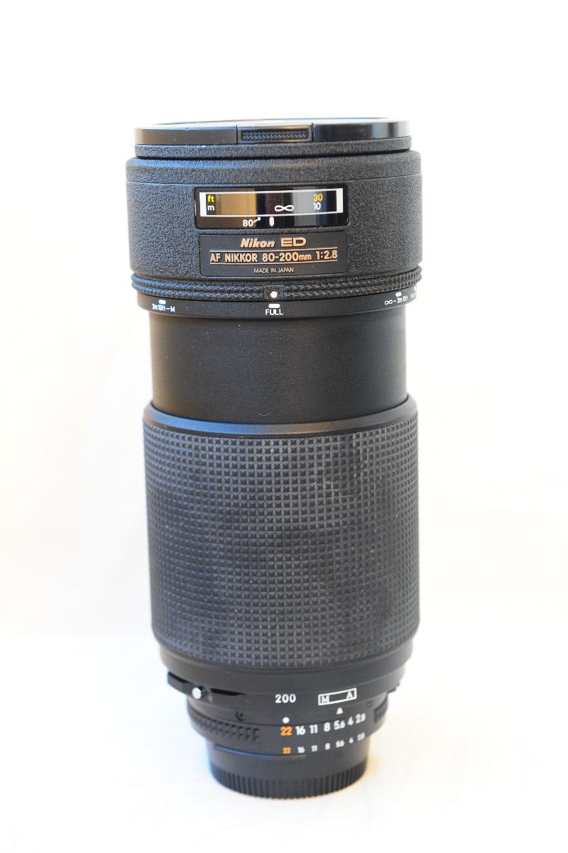 zoom AF Nikkor 80-200 mm f 2,8 ED