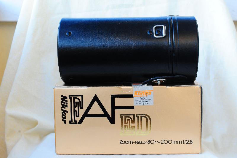 zoom AF Nikkor 80-200 mm f 2,8 ED