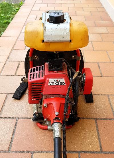 Decespugliatore a zaino KAAZ VRX360; motore 2 tempi Mitsubishi T180