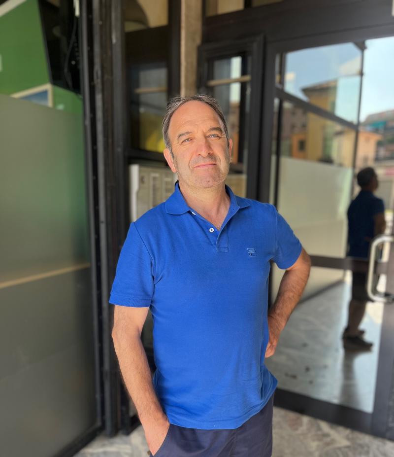 Fabio, uomo protettivo e benestante