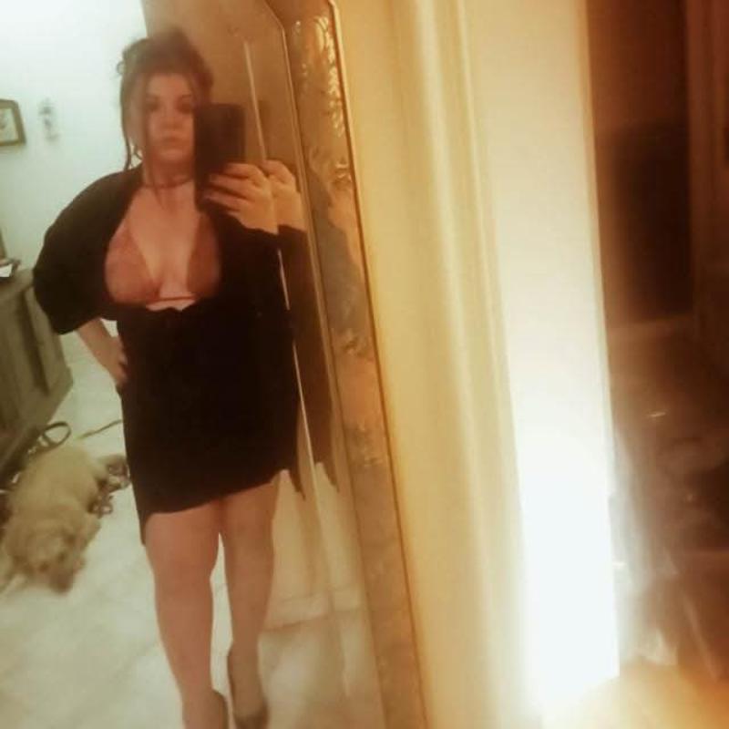 Cerco uomo maturo per relazione seria scopo convivenza 