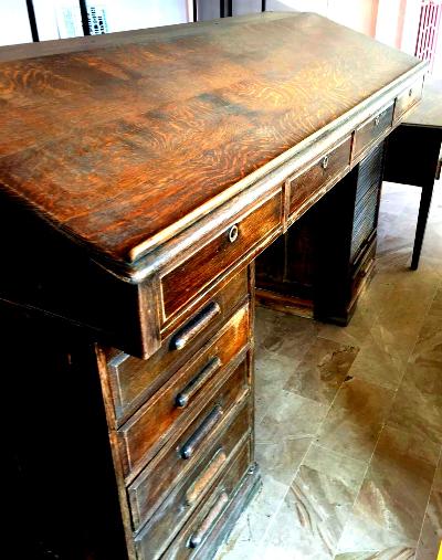 Mobili dei primi '900 uso ufficio - studio – casa