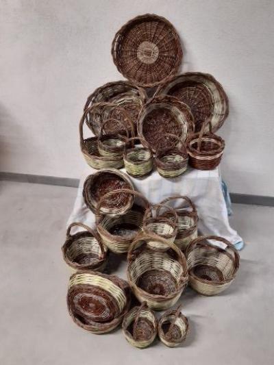 Anfore, cornucopie e panari, alti e bassi