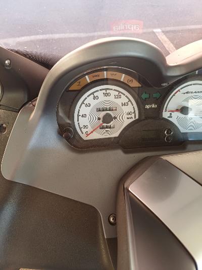 Aprilia 300 atlantic