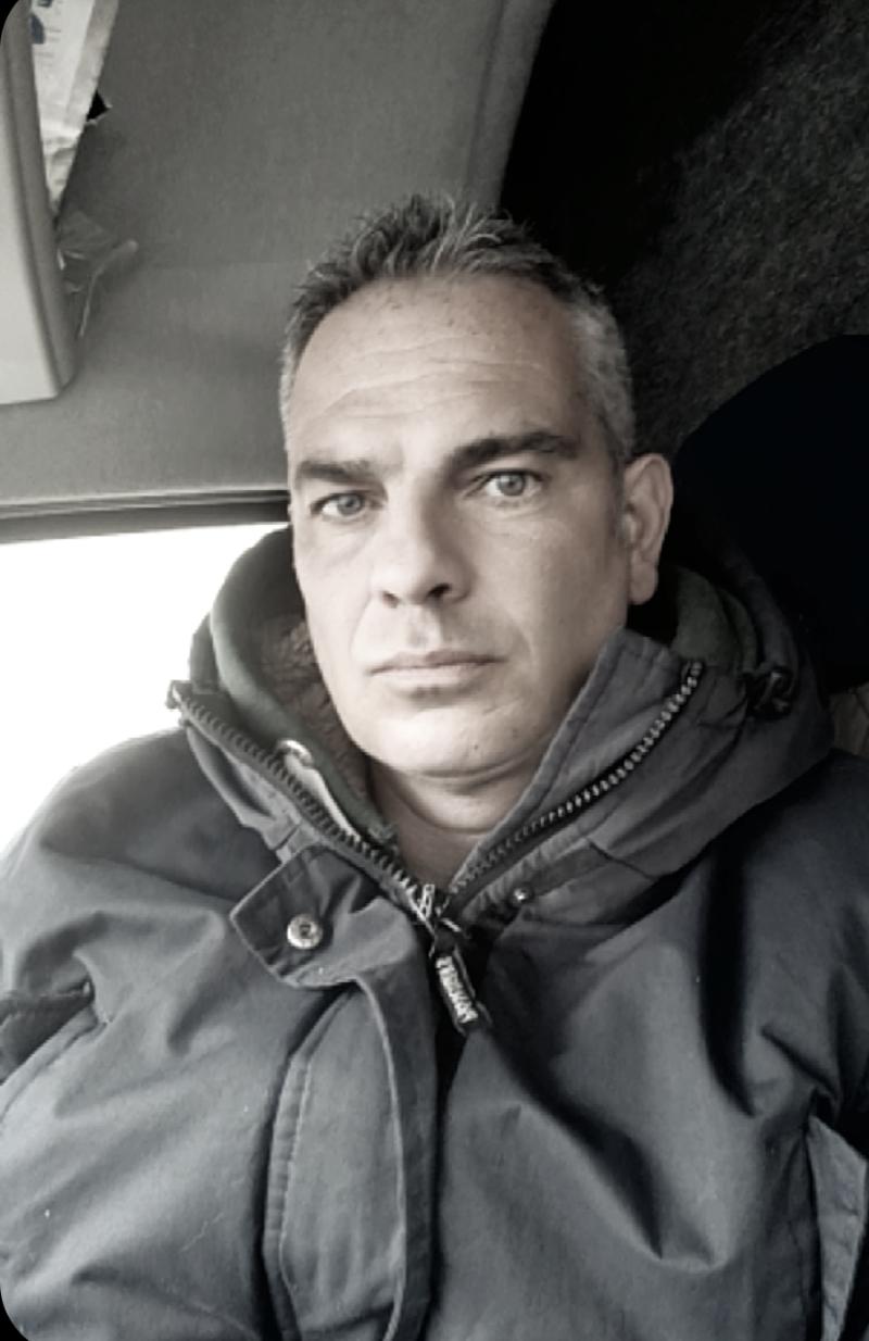 Cerco donna per relazione 