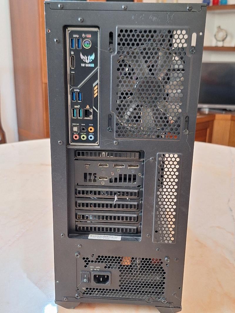 PC Gaming i7 9700K | RTX 2070 Super | 32GB RAM | SSD 1TB | PSU 1000W Gold 