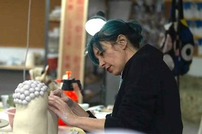 “Angelica Tulimiero: ceramic globetrotter in Cina”