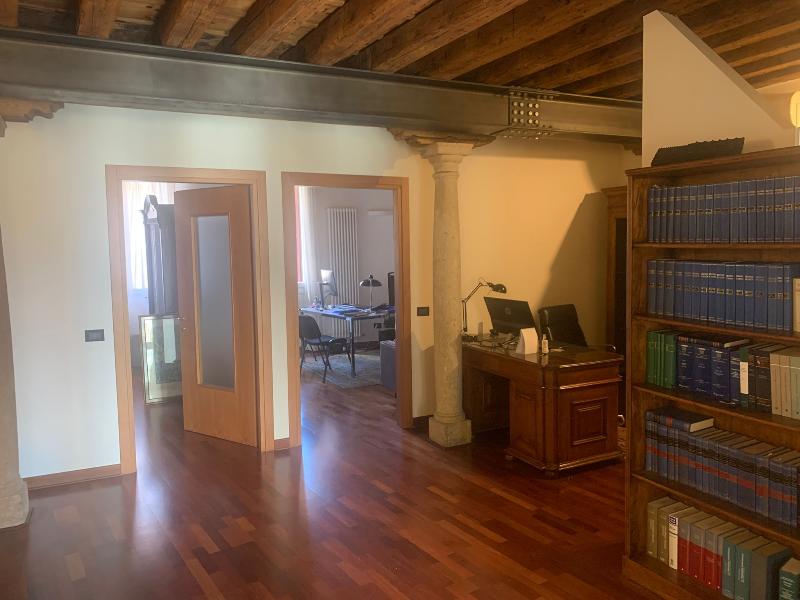 Coworking in studio legale in centro a Bassano